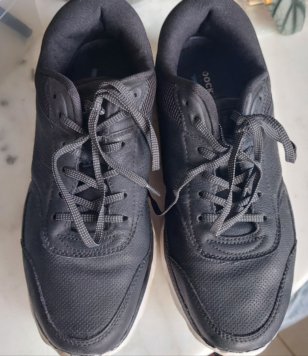 Dockers 10W Comfort Walker Sneakers